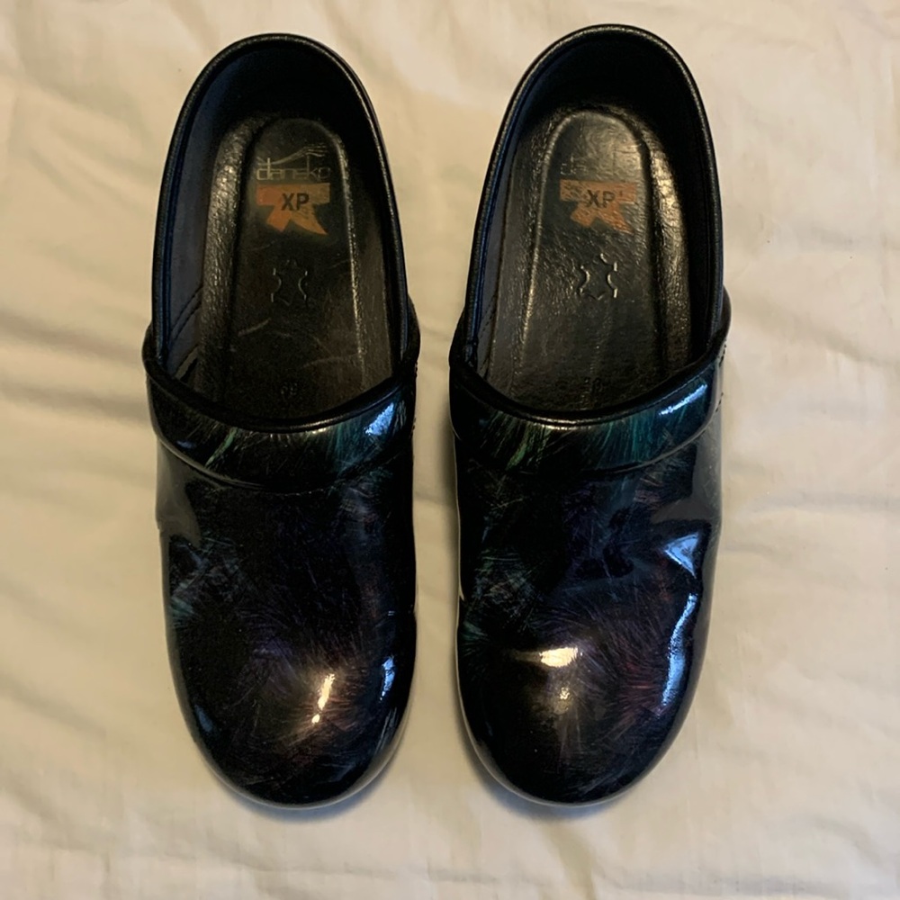 DANSKO PROFESSIONAL CLOGS SIZE:39 COLOR:BLACK, purple, GREEN GOOD CONDITION